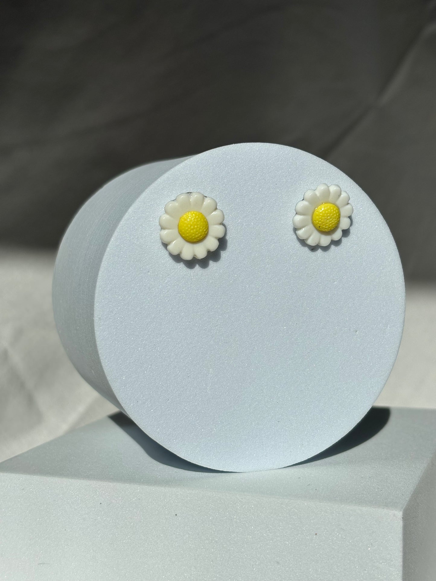 Vintage Daisy Button Earring Studs